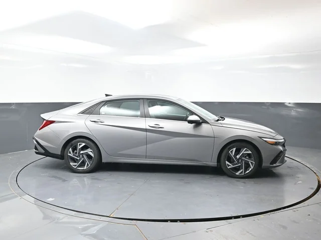SEMINUEVOS HYUNDAI Elantra a Estados en autogozo