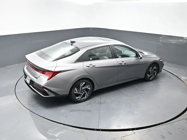 SEMINUEVOS HYUNDAI Elantra a Estados en autogozo