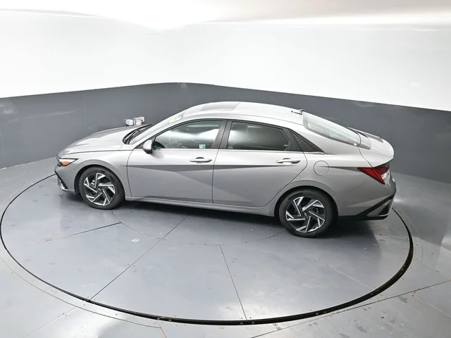 SEMINUEVOS HYUNDAI Elantra a Estados en autogozo