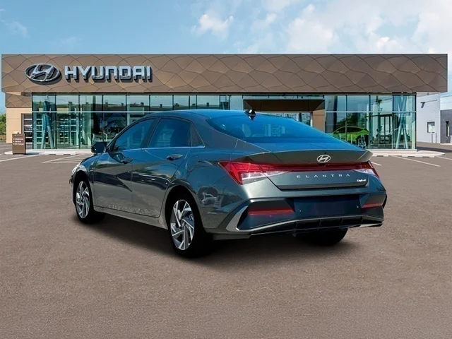 Nuevos HYUNDAI ELANTRA at Tustin Hyundai in Tustin   