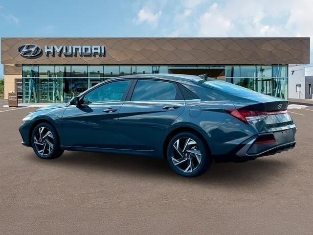 Nuevos HYUNDAI ELANTRA at Tustin Hyundai in Tustin   