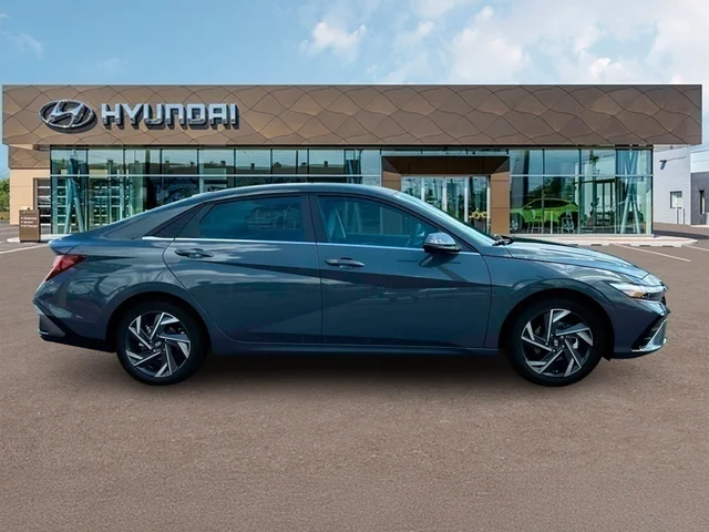 Nuevos HYUNDAI ELANTRA at Tustin Hyundai in Tustin   