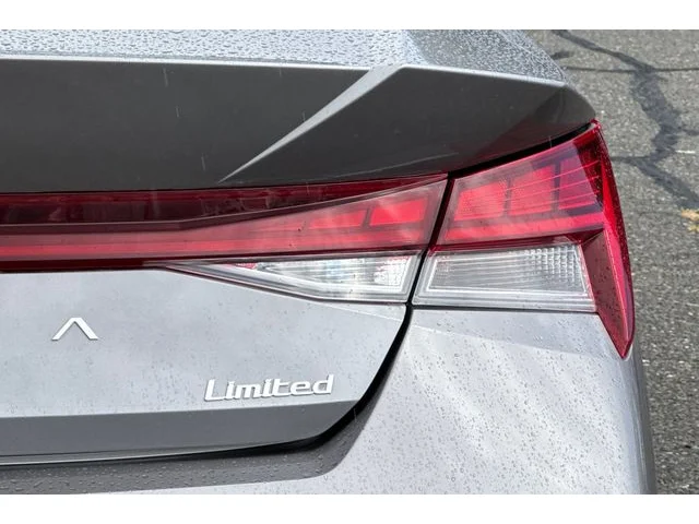 SEMINUEVOS HYUNDAI Elantra at ELK GROVE in Elk Grove Buick GMC