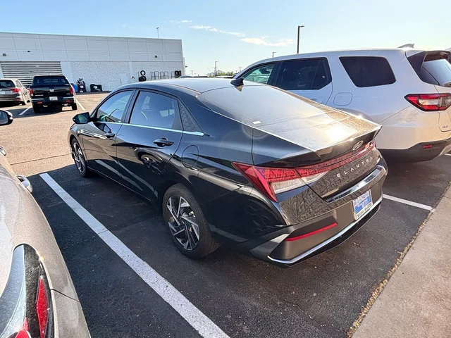 SEMINUEVOS HYUNDAI Elantra a Estados en autogozo