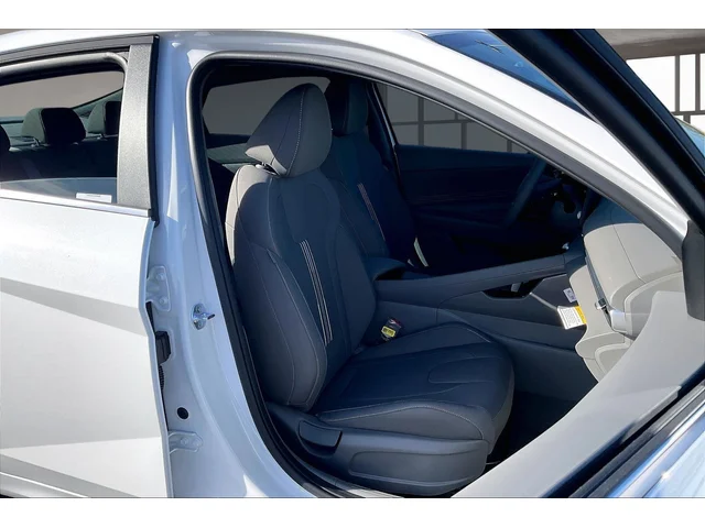 Nuevos HYUNDAI ELANTRA à Estados chez autogozo