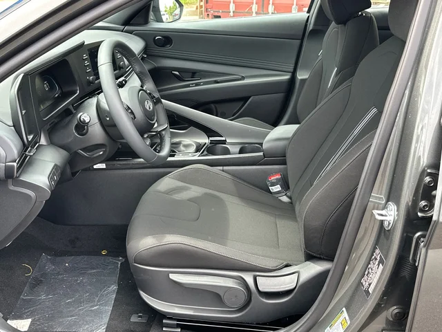 Nuevos HYUNDAI ELANTRA à Estados chez autogozo