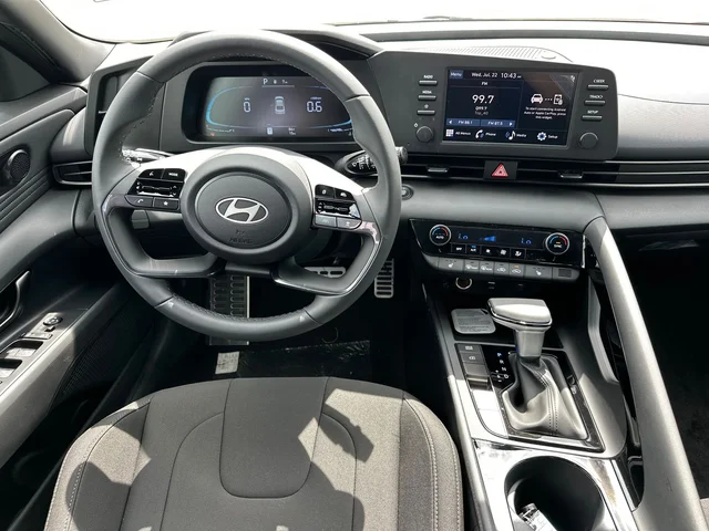 Nuevos HYUNDAI ELANTRA à Estados chez autogozo