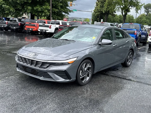 SEMINUEVOS HYUNDAI Elantra at Kennesaw, in Town Center Nissan