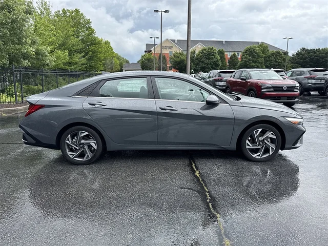 SEMINUEVOS HYUNDAI Elantra at Kennesaw, in Town Center Nissan