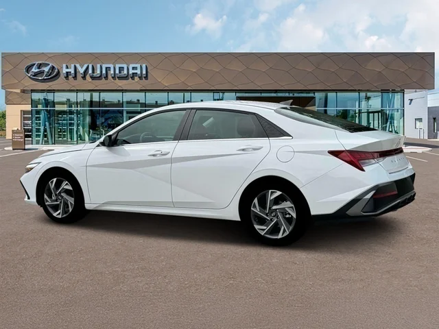 Nuevos HYUNDAI ELANTRA at Tustin Hyundai in Tustin   
