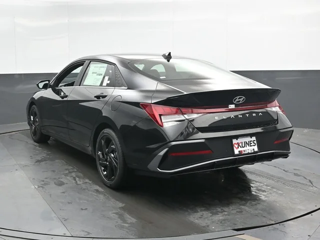 Nuevos HYUNDAI ELANTRA à Estados chez autogozo