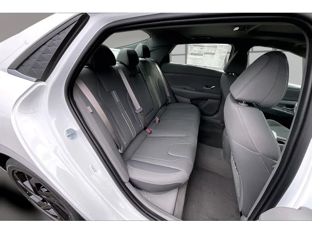 Nuevos HYUNDAI ELANTRA à Estados chez autogozo