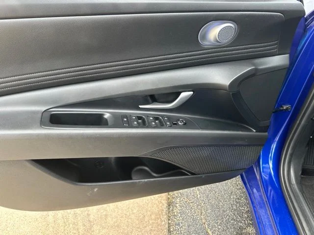 SEMINUEVOS HYUNDAI Elantra a Estados en autogozo