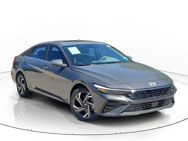 SEMINUEVOS HYUNDAI Elantra a Estados en autogozo