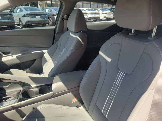 SEMINUEVOS HYUNDAI Elantra a Estados en autogozo