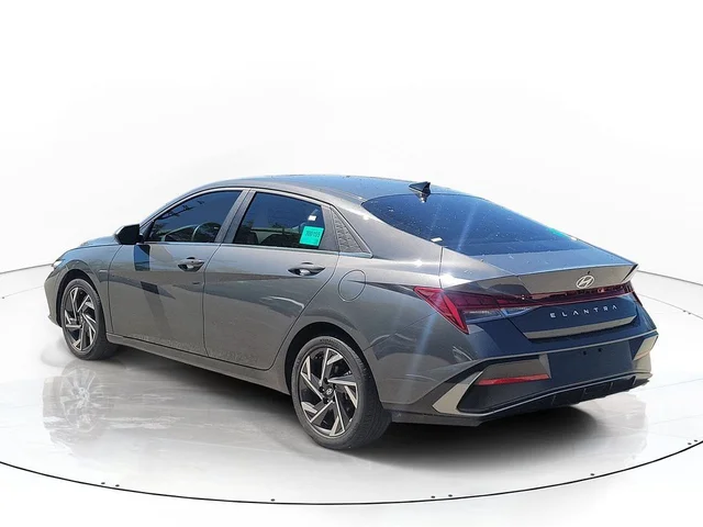 SEMINUEVOS HYUNDAI Elantra a Estados en autogozo