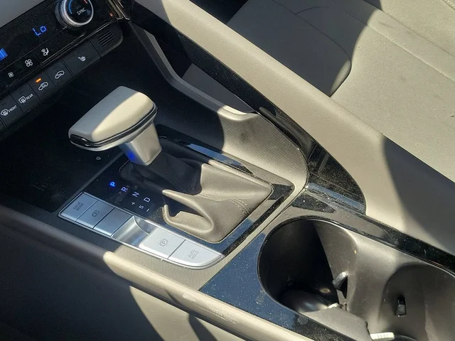 SEMINUEVOS HYUNDAI Elantra a Estados en autogozo