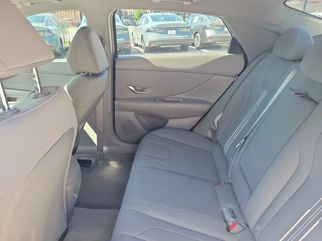 SEMINUEVOS HYUNDAI Elantra a Estados en autogozo