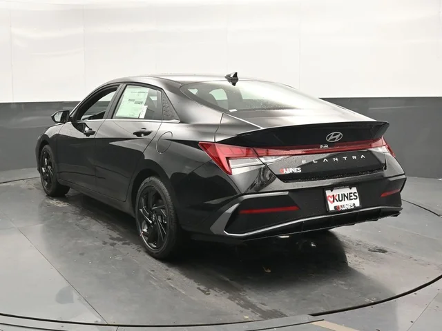 SEMINUEVOS HYUNDAI Elantra a Estados en autogozo