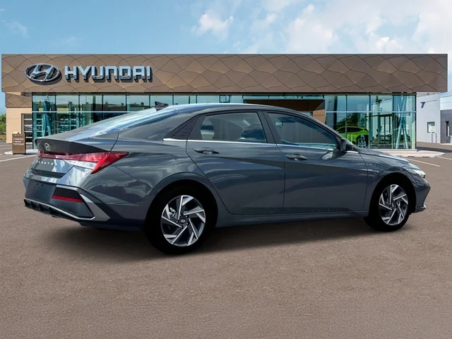 Nuevos HYUNDAI ELANTRA at Tustin Hyundai in Tustin   