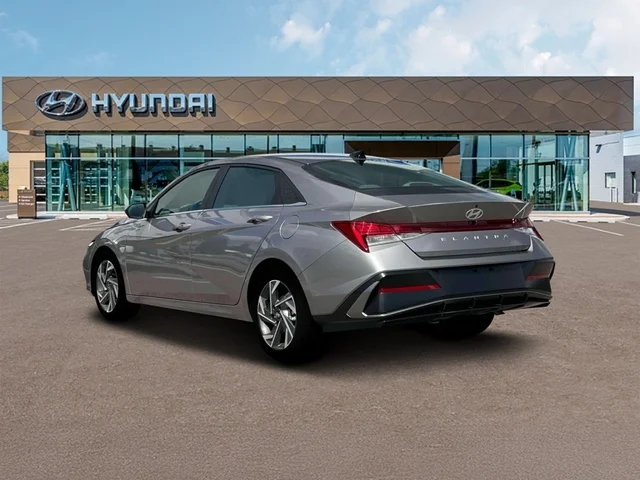Nuevos HYUNDAI ELANTRA at Tustin Hyundai in Tustin   