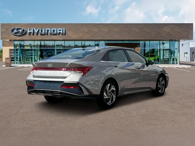 Nuevos HYUNDAI ELANTRA at Tustin Hyundai in Tustin   