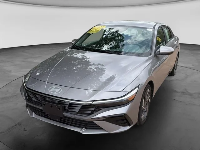 SEMINUEVOS HYUNDAI Elantra a Estados en autogozo