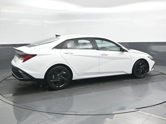 Nuevos HYUNDAI ELANTRA à Estados chez autogozo
