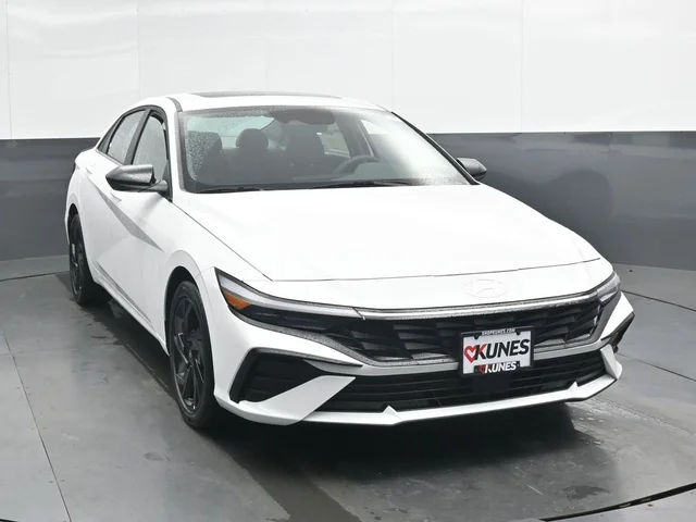 Nuevos HYUNDAI ELANTRA à Estados chez autogozo