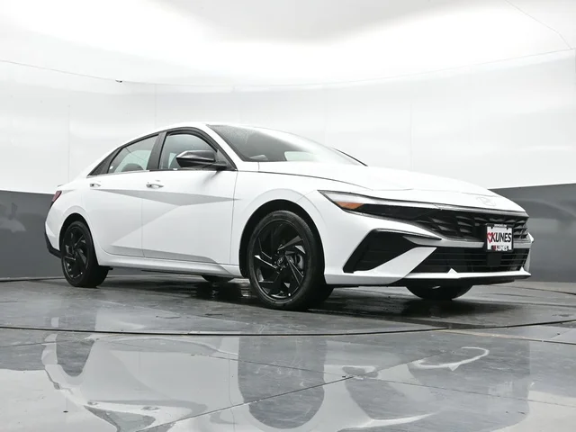 Nuevos HYUNDAI ELANTRA à Estados chez autogozo