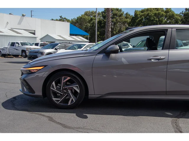 SEMINUEVOS HYUNDAI Elantra a Estados en autogozo