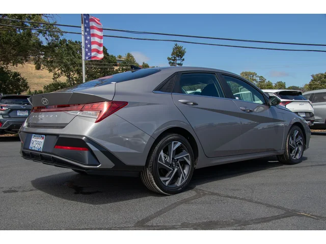SEMINUEVOS HYUNDAI Elantra a Estados en autogozo
