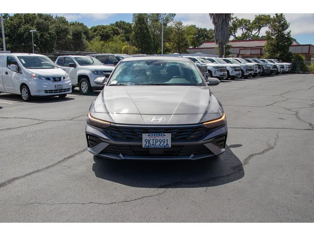 SEMINUEVOS HYUNDAI Elantra a Estados en autogozo