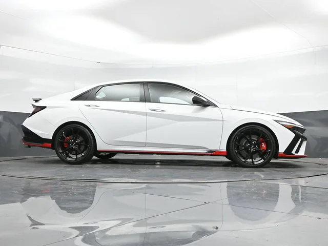 Nuevos HYUNDAI ELANTRA N à Estados chez autogozo