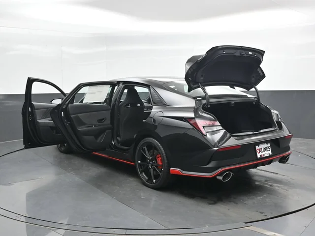 Nuevos HYUNDAI ELANTRA N à Estados chez autogozo