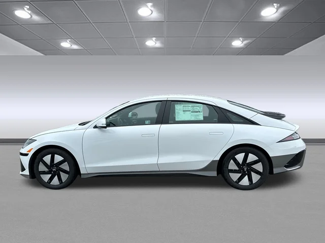 Nuevos HYUNDAI IONIQ 6 at Gainesville Hyundai in Gainesville