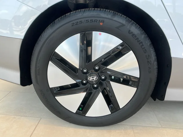 Nuevos HYUNDAI IONIQ 6 at Gainesville Hyundai in Gainesville