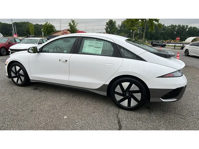 Nuevos HYUNDAI IONIQ 6 at Gainesville Hyundai in Gainesville