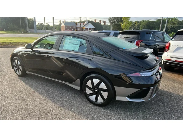 Nuevos HYUNDAI IONIQ 6 at Gainesville Hyundai in Gainesville