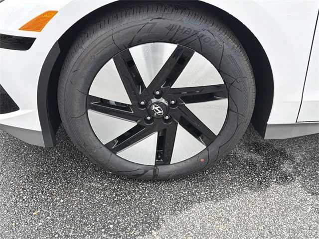 Nuevos HYUNDAI IONIQ 6 at Gainesville Hyundai in Gainesville