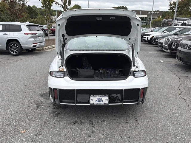 Nuevos HYUNDAI IONIQ 6 at Gainesville Hyundai in Gainesville