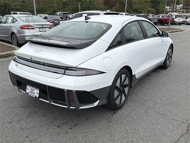 Nuevos HYUNDAI IONIQ 6 at Gainesville Hyundai in Gainesville