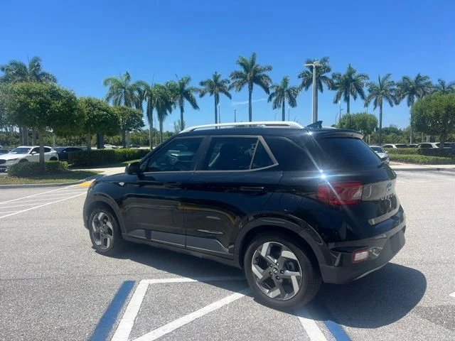 SEMINUEVOS HYUNDAI Venue a Estados en autogozo