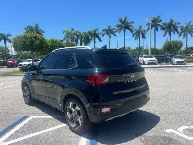 SEMINUEVOS HYUNDAI Venue a Estados en autogozo