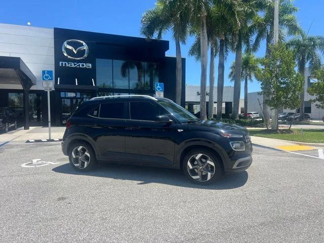 SEMINUEVOS HYUNDAI Venue a Estados en autogozo