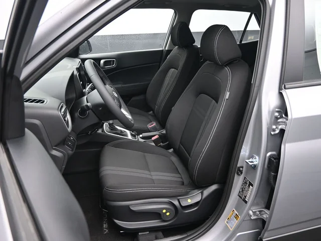 Nuevos HYUNDAI VENUE à Estados chez autogozo