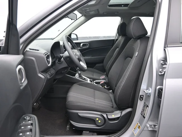 Nuevos HYUNDAI VENUE à Estados chez autogozo