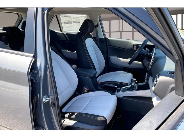 Nuevos HYUNDAI VENUE à Estados chez autogozo