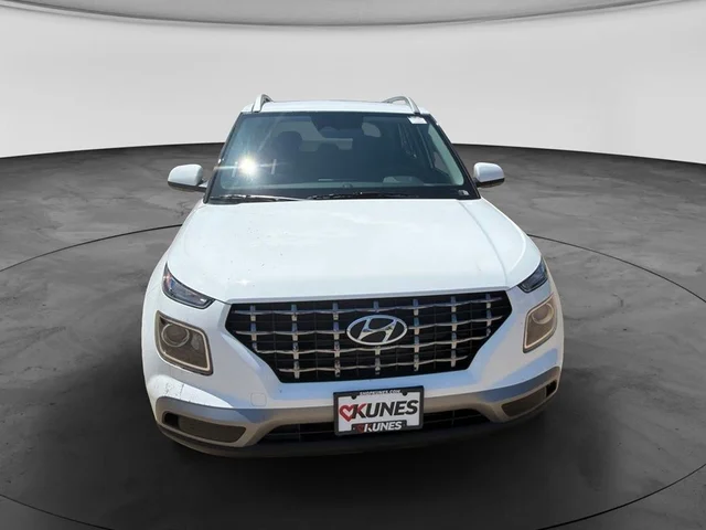 Nuevos HYUNDAI VENUE à Estados chez autogozo