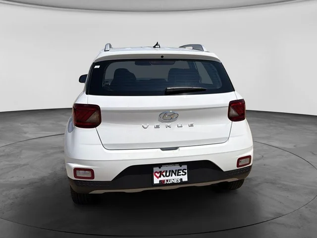 Nuevos HYUNDAI VENUE à Estados chez autogozo